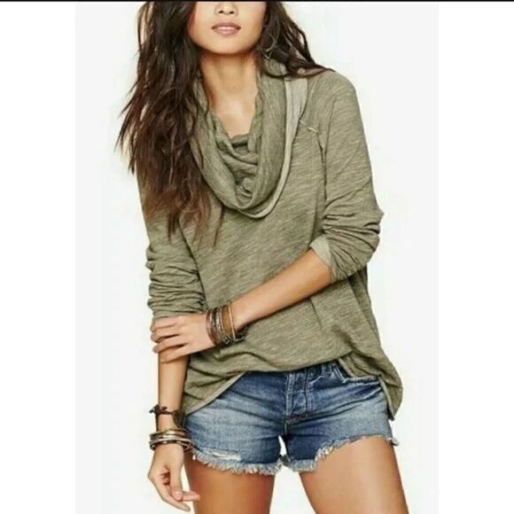 Free People | FP Beach Cotton Cocoon Cowl Long Sleeve Pullover in Green | XS/S - Picture 1 of 9